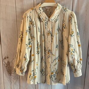 LC Lauren Conrad Cream Yellow Floral Blouse Peter Pan Collar Plus 2X Puff Sleeve
